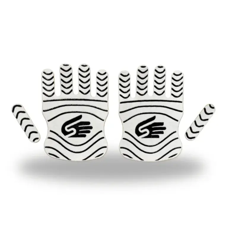 Black athletic hand grips for men